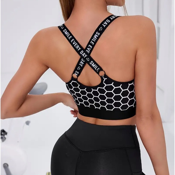 Super Comfortable Cross-Back Sports Bra - Max Support Workout Top - Picture 9 of 15